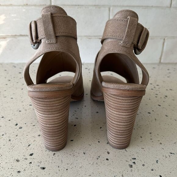 Marc Fisher Vega Women's Taupe Natural Suede Leather Block Heel Sandals Size 11 - Picture 5 of 13